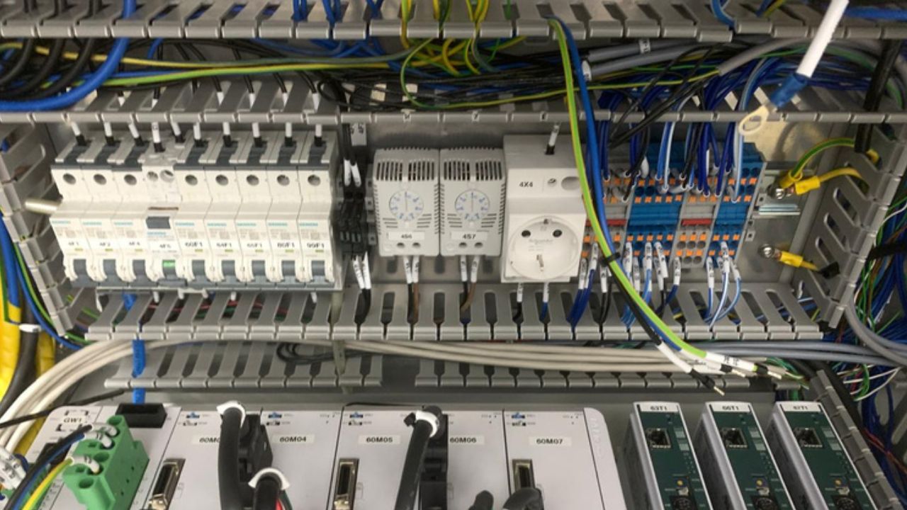 Panel Maker for Automated Machine